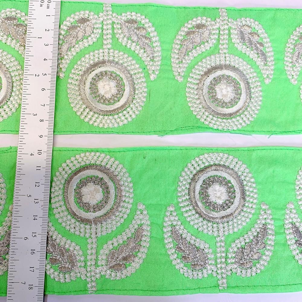 88 mm Designer Flower Butta Embroidery Lace, view 2