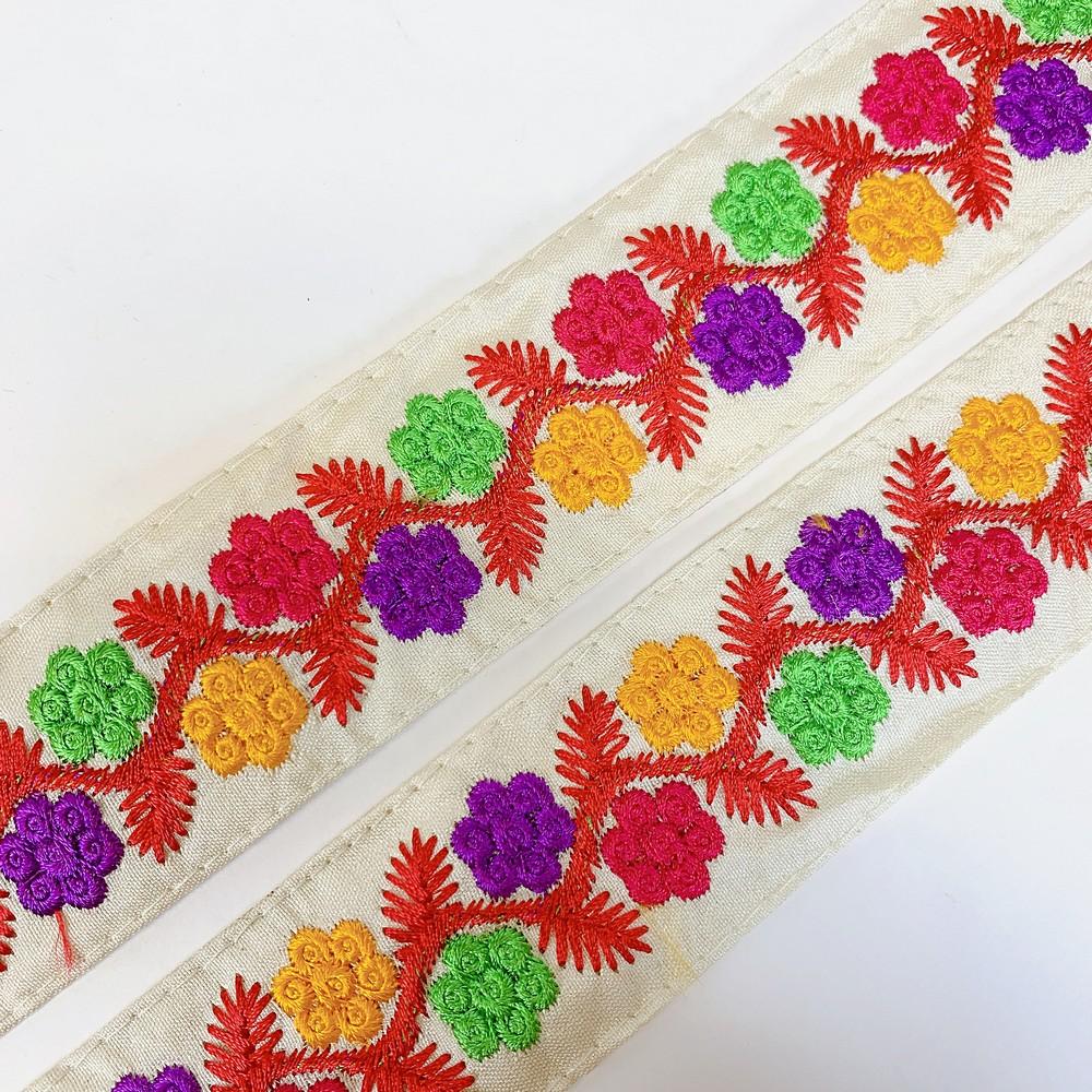 32 mm Designer Parsi Flower Embroidery Lace, view 2