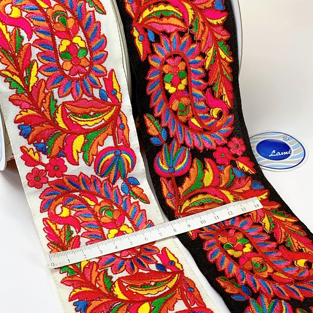 78 mm Designer Embroidery Kutchi Work Lace, view 1