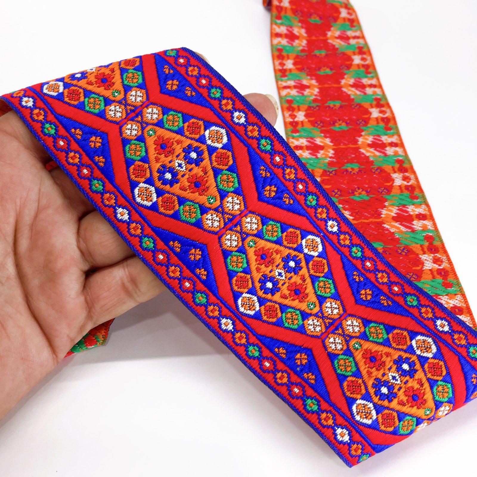 65mm Flower Design Jacquard Traditional, shown on white cotton