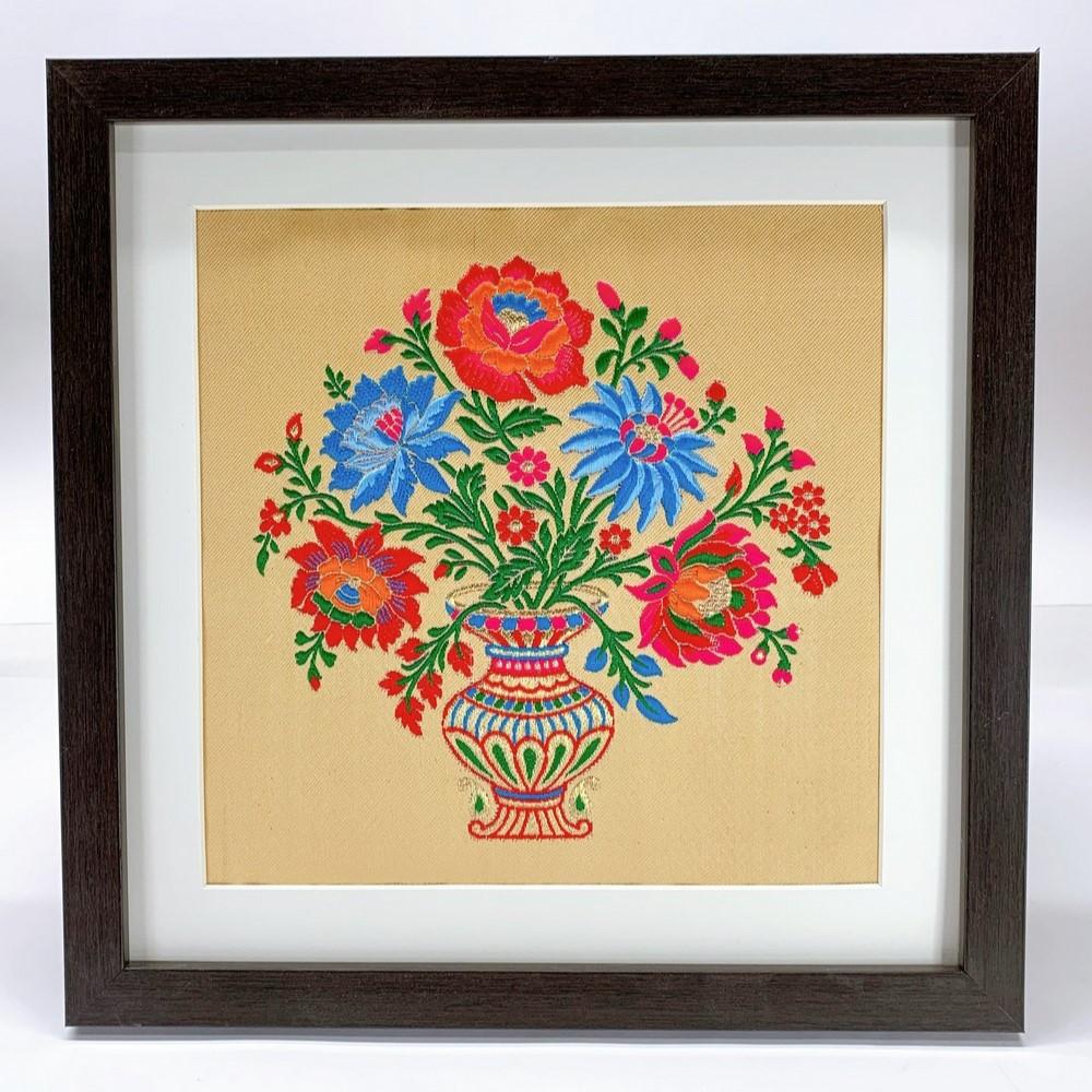 Lami Woven Rose Pot Art Frame, shown on white cotton