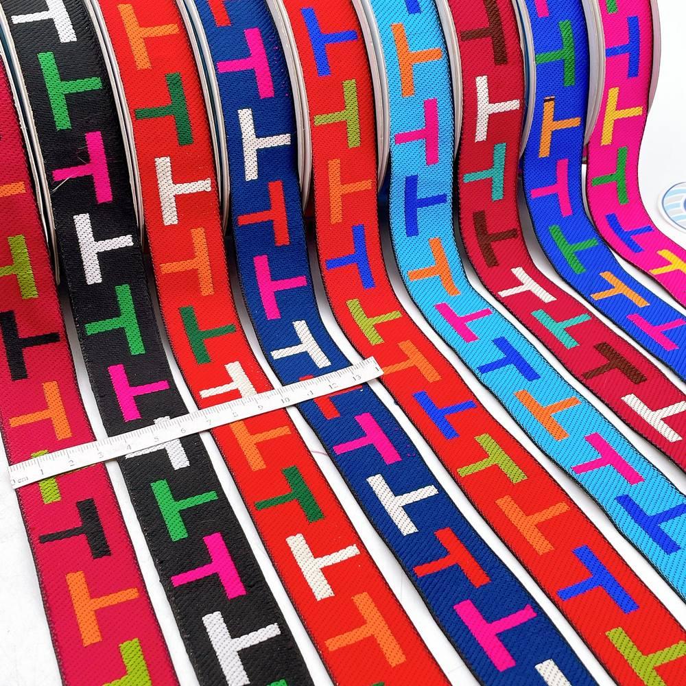 28mm Sporty Geometric Jacquard Ribbon Trim - Woven 'T' Pattern Tape for Apparel and Bag Straps, view 1